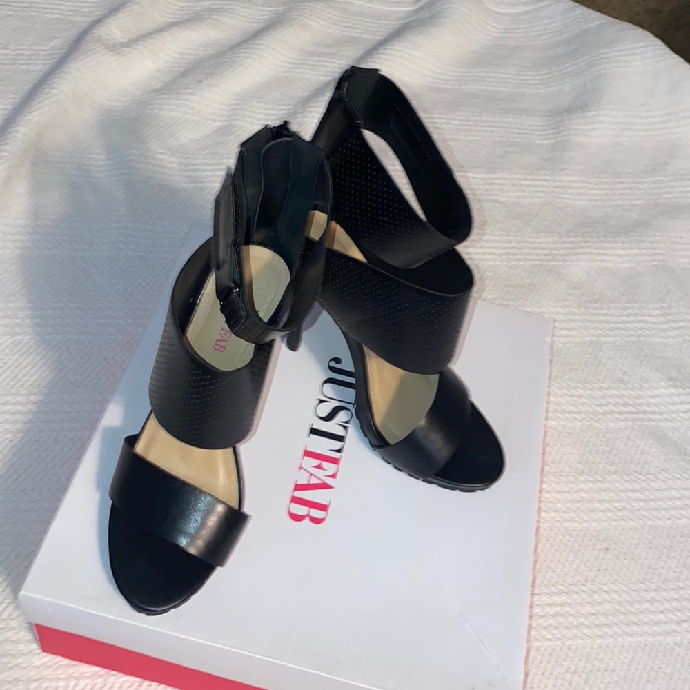 Womens Shoes